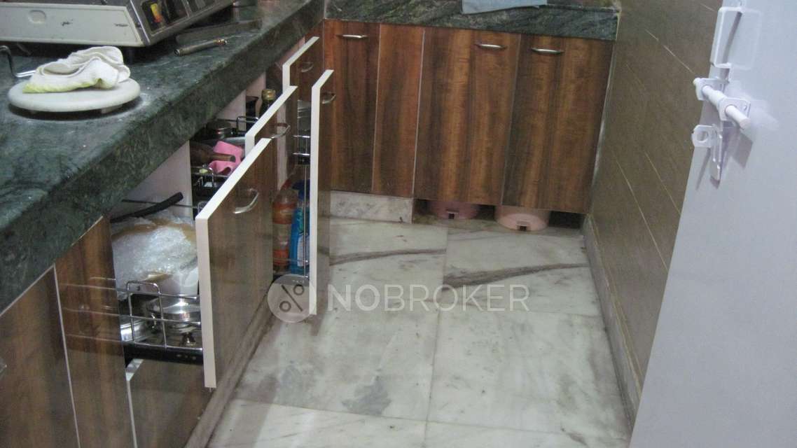 2 BHK Flat In Ramprastha Group, Surya Nagar For Sale  In Alaknanda Apartments, Block F