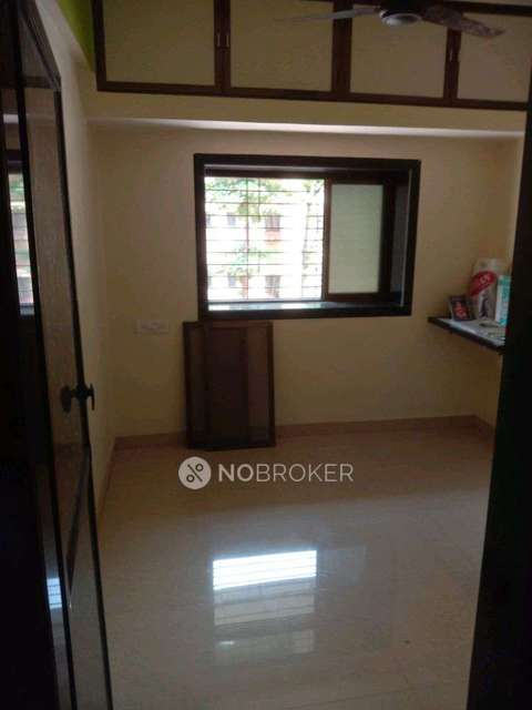 2 BHK Flat In Vivekanand Chs, Dombivli East For Sale  In Guru Mandir Road