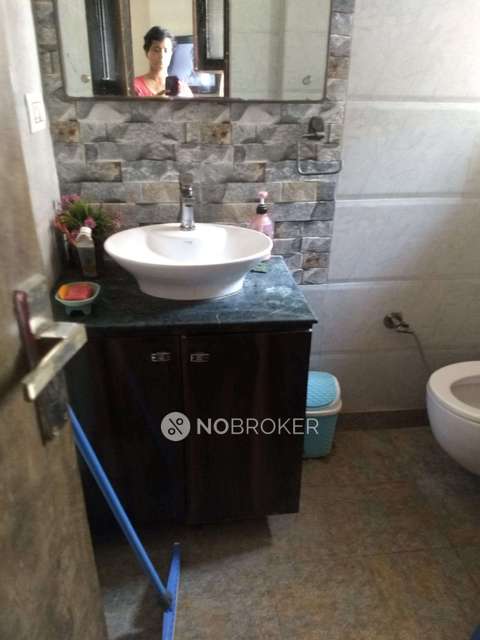 2 BHK Flat In Krishi Apartments For Sale  In Vikaspuri