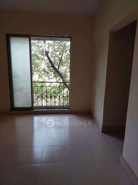 2 BHK Flat In Nisarg Haware Karekar Chs  For Sale  In Panvel