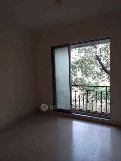 2 BHK Flat In Nisarg Haware Karekar Chs  For Sale  In Panvel