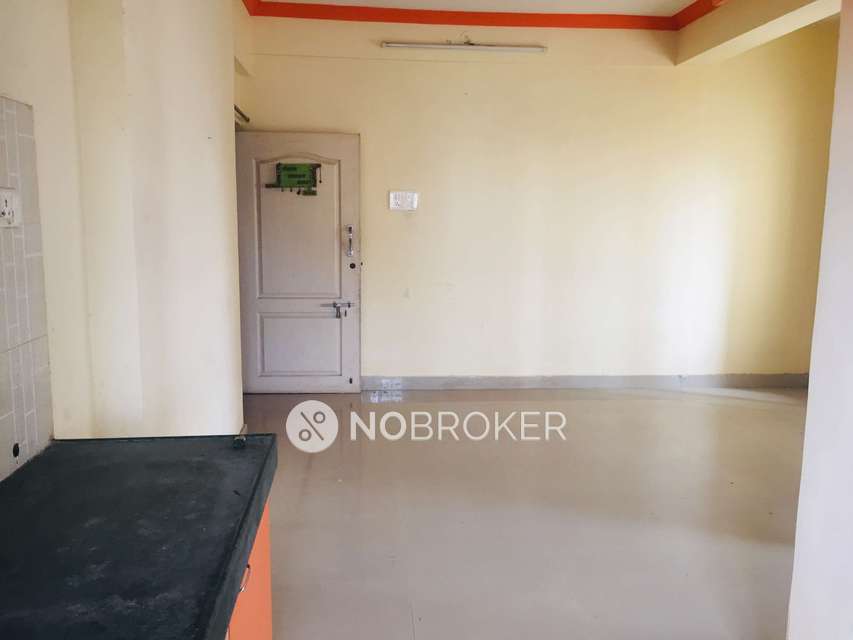 1 BHK Flat In Batul House For Sale  In Mazgaon