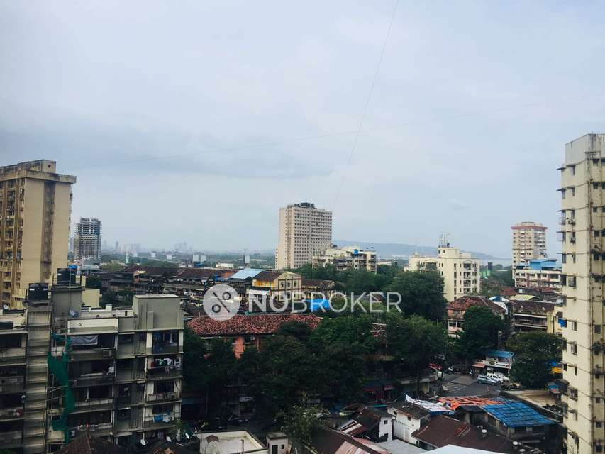 1 BHK Flat In Batul House For Sale  In Mazgaon