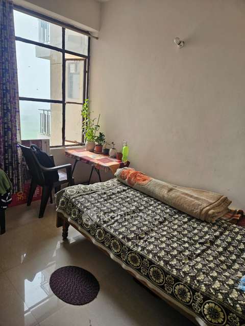 2 BHK Flat In Synera Apartment For Sale  In  Sector 81