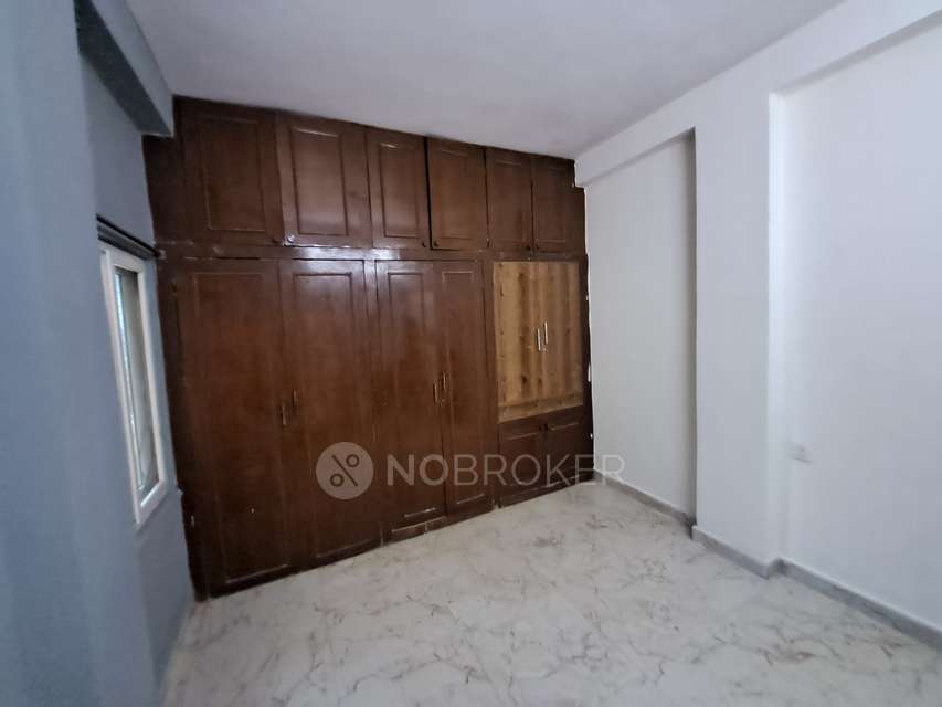 2 BHK Flat In Sai Deepthi Towers For Sale  In Moula Ali