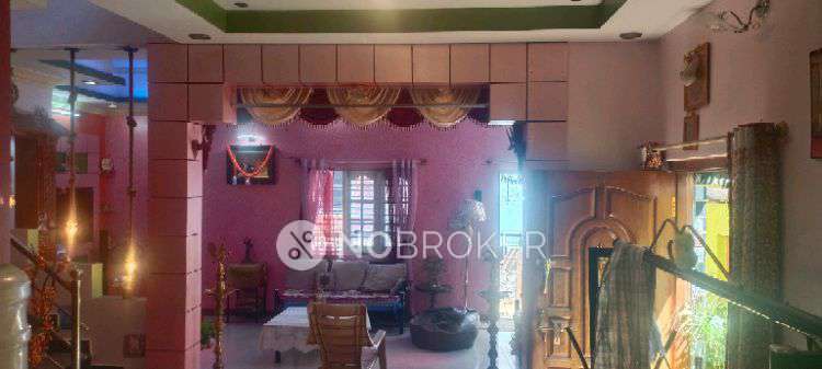 4+ BHK House For Sale  In  Kadugondanahalli