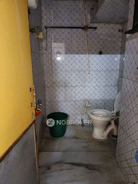 1 BHK Flat In Ursula Building For Sale  In Bandra West