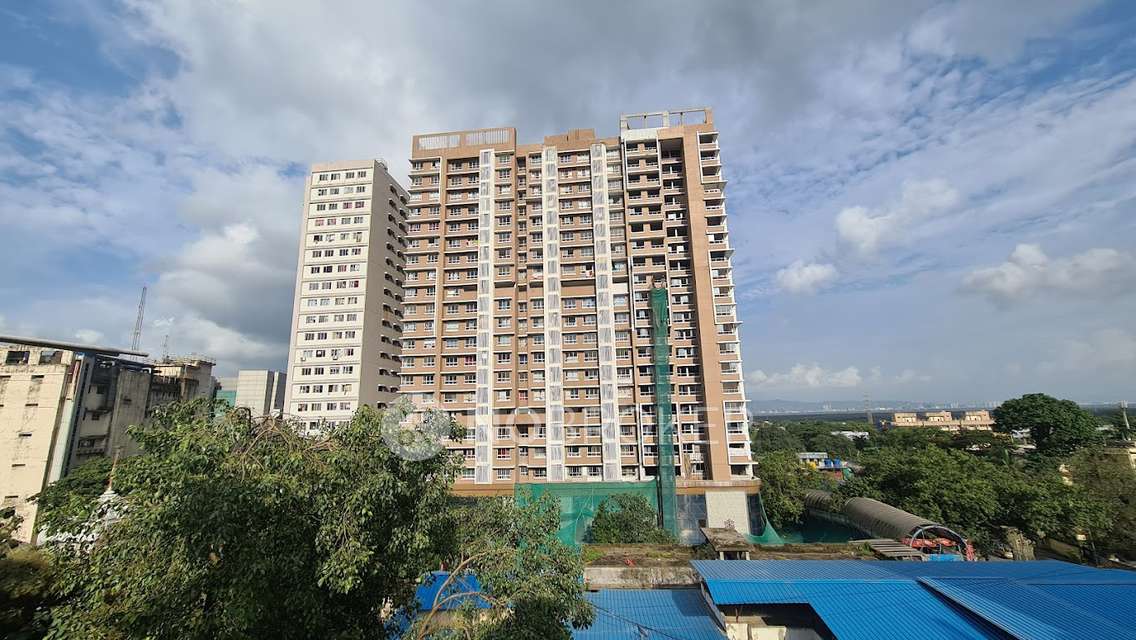 2 BHK Flat In Dotom Blumen for Rent  In Vikhroli West 