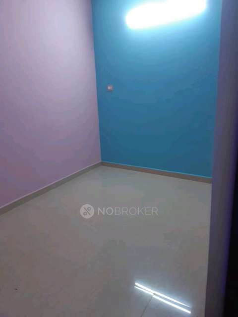 2 BHK Flat In Hashim Apartment for Rent  In Ramasamy Street