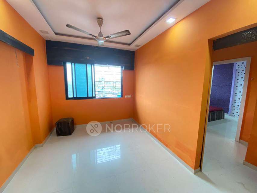 1 BHK Flat In Express View Apartment For Sale  In Kurla East