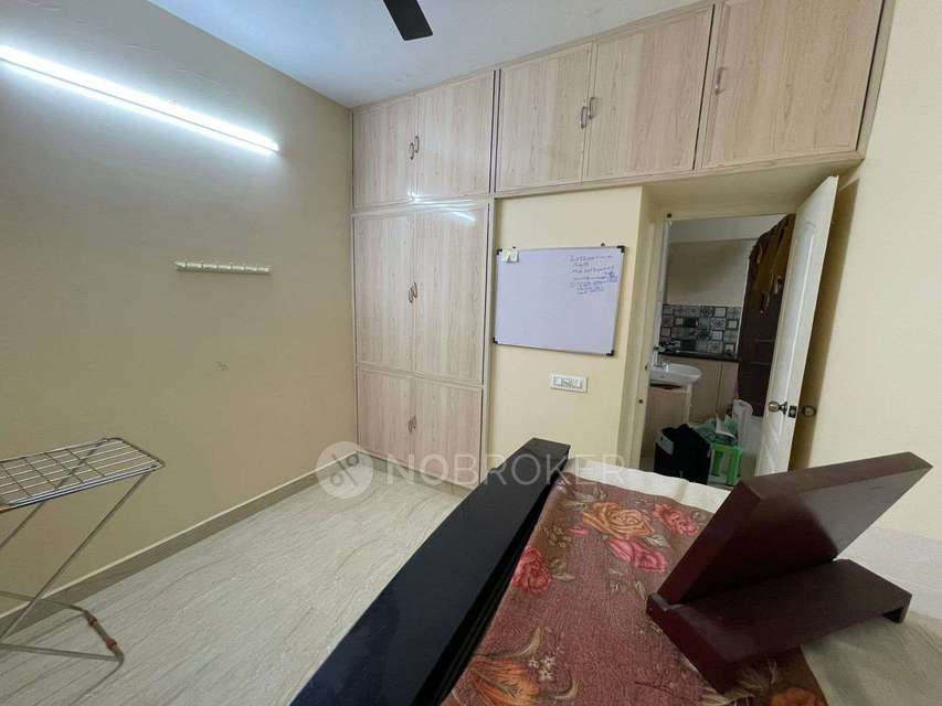 2 BHK Flat In  Karal Babylon For Sale  In Gerugambakkam