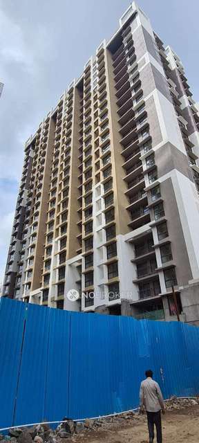 1 BHK Flat In Chandak Nishchay For Sale  In Dahisar East