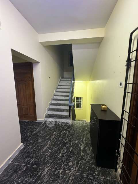 1 BHK Flat In Royalton Platina For Sale  In Nungambakkam