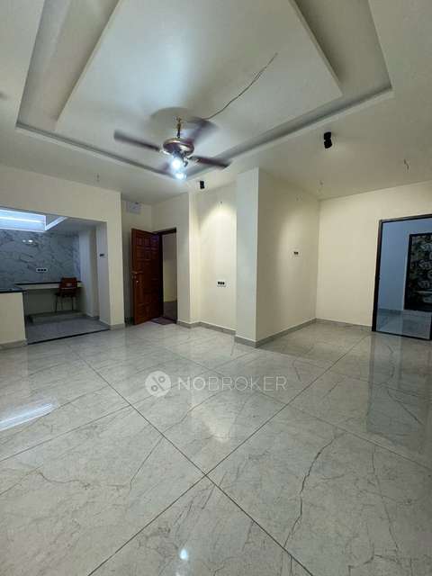 1 BHK Flat In Royalton Platina For Sale  In Nungambakkam