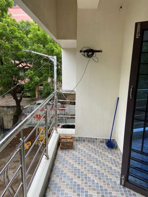 3 BHK Flat In Sri Sai Residency Thiruvanmiyur For Sale  In Thiruvanmiyur