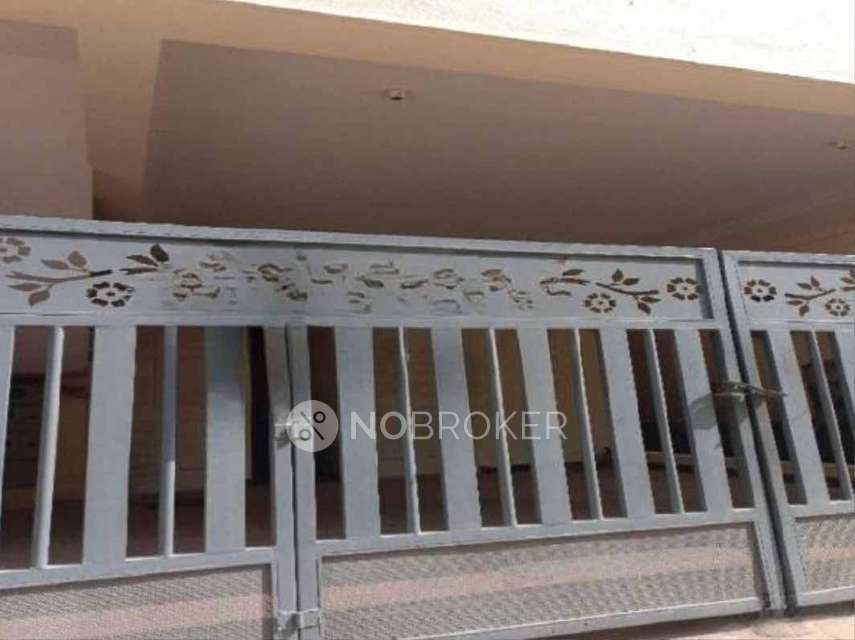 2 BHK Flat In Standalone Buliding  for Rent  In  Marathahalli