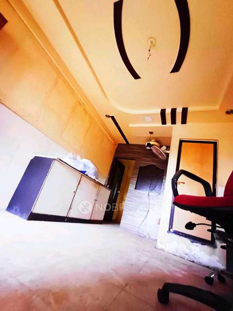 Office Space in Sr No.111 Shama Arcade Main Road, Kalewadi, Pimpri-chinchwad, Maharashtra 411017, India, Pune for Rent 