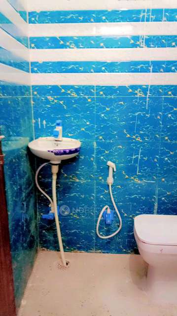 PG for Boys in Sector 126