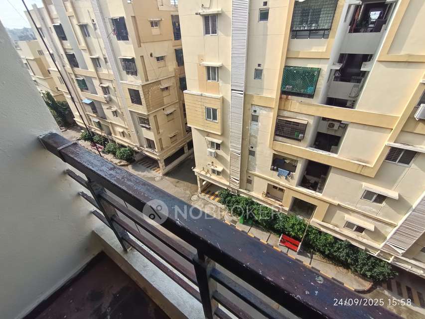 3 BHK Flat In Sri Mahalakshmi Residency For Sale  In Upparpally