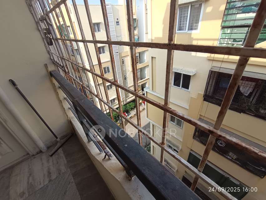 3 BHK Flat In Sri Mahalakshmi Residency For Sale  In Upparpally