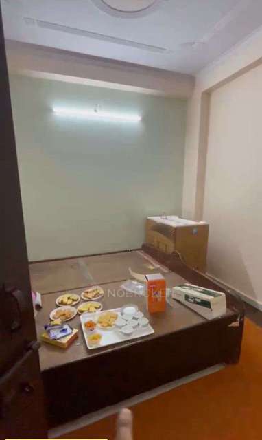 2 BHK Flat In Apartment  For Sale  In Okhla