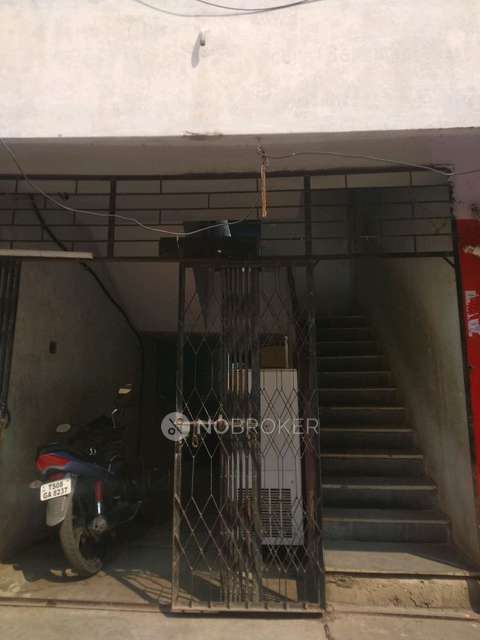 1 BHK Flat In Standalone Building  for Rent  In Tarnaka