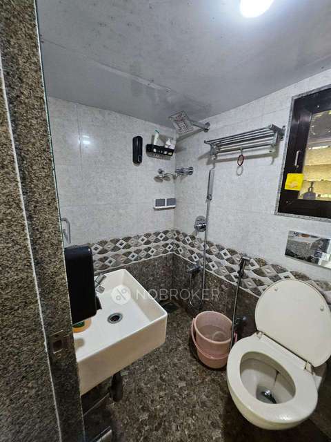2 BHK Flat In Kuber Bhuvan Chs For Sale  In Borivali West