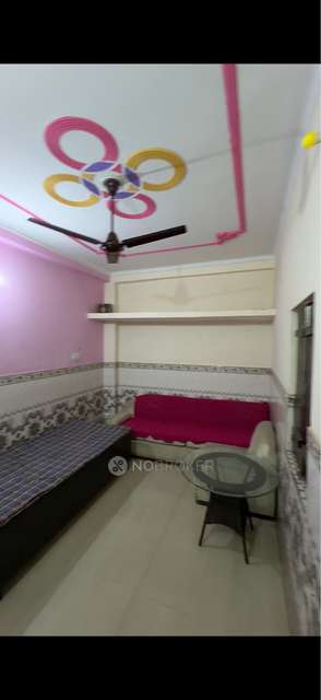 2 BHK Flat In Sb for Rent  In Sector 44