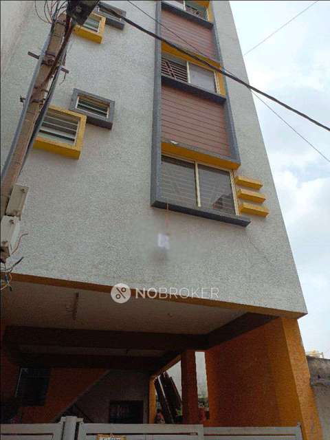 1 BHK Flat In Standalone Building  for Lease  In Btm Layout