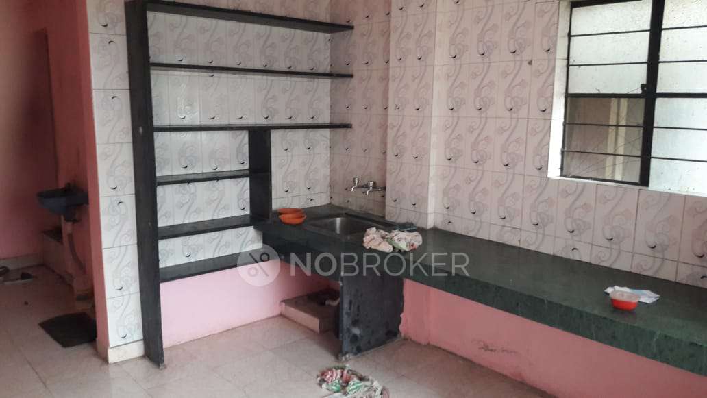 2 BHK Flat In Canal Road, Karvenagar, Pune for Rent  In Karve Nagar