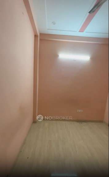 1 BHK House for Rent  In Link Road, Sector 6