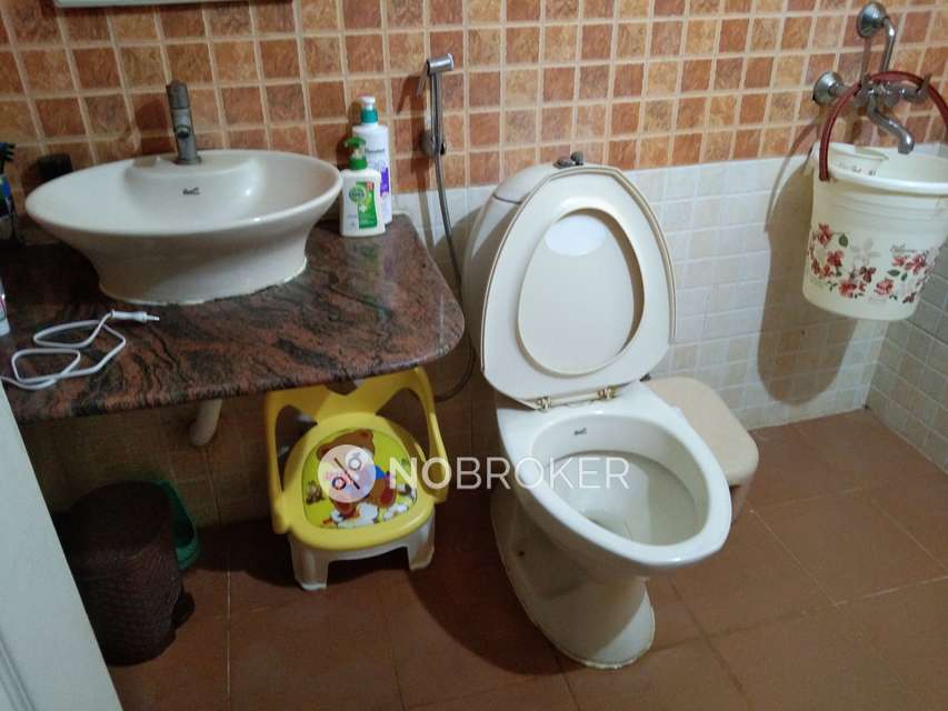 3 BHK Flat In Vineyard Residency For Sale  In Cox Town