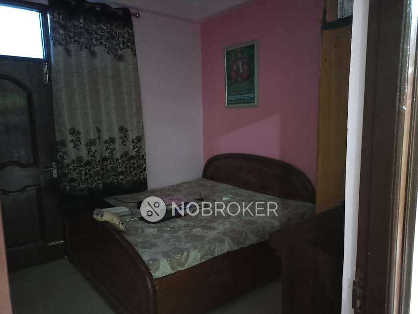 2 BHK Flat In Keshav Apartment For Sale  In Sector 105