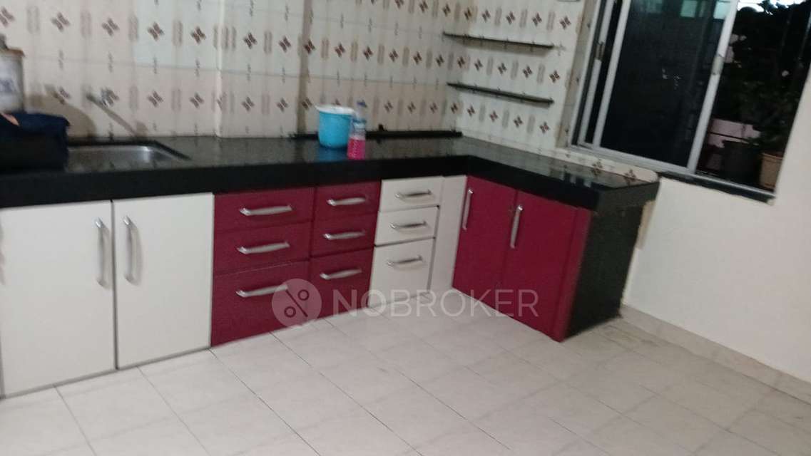 Commercial Property in Chandan Nagar, Pune for Rent 