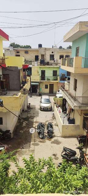 2 BHK Flat In Dda Flats,  For Sale  In Ghazipur