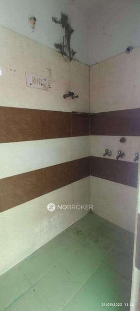 2 BHK Flat In Dda Flats,  For Sale  In Ghazipur