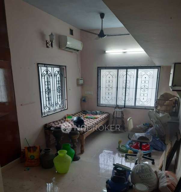 2 BHK Flat In Olive Apartment For Sale  In Koyambedu