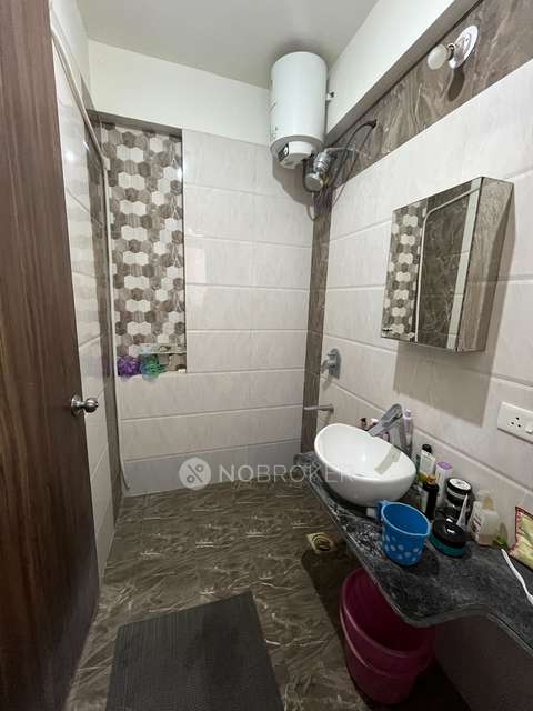 2 BHK Flat In Ravinanda Skylights Wing  for Rent  In Ravinanda Skylights