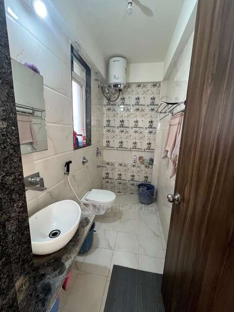 2 BHK Flat In Ravinanda Skylights Wing  for Rent  In Ravinanda Skylights