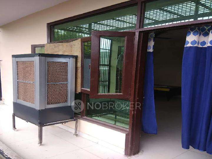 PG for Girls in Sector Alpha Ii