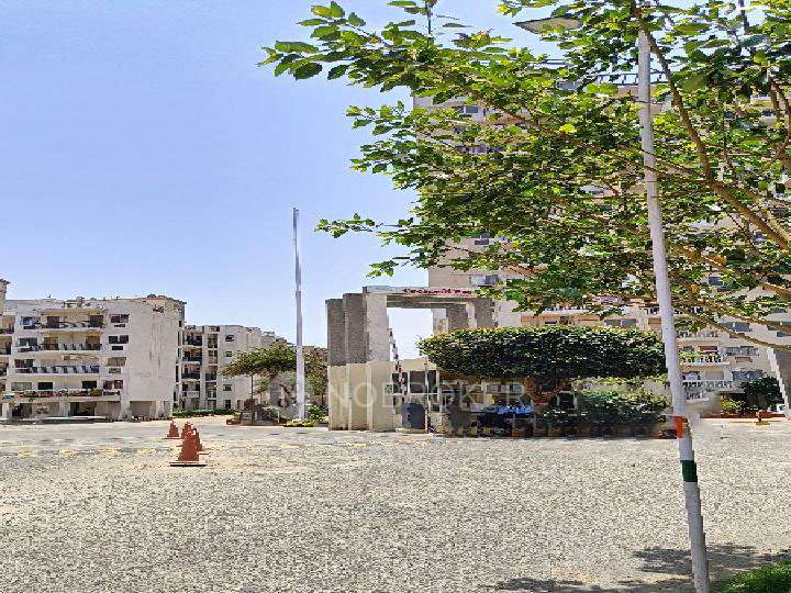 4 BHK Flat In Sare Homes For Sale  In Sector 92