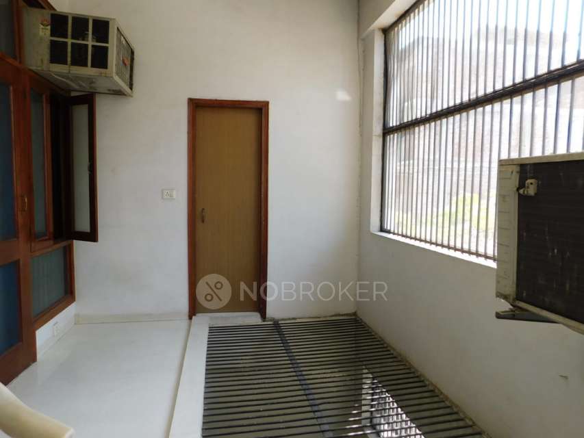 4+ BHK House For Sale  In Kaushambi