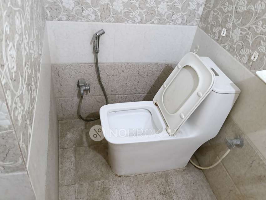 2 BHK Flat In Akruthi Pride For Sale  In Moula Ali