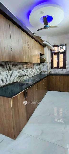3 BHK Flat In Krishna Apartment For Sale  In Uttam Nagar