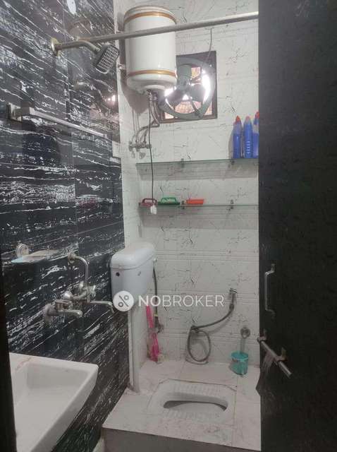 3 BHK Flat In Krishna Apartment For Sale  In Uttam Nagar