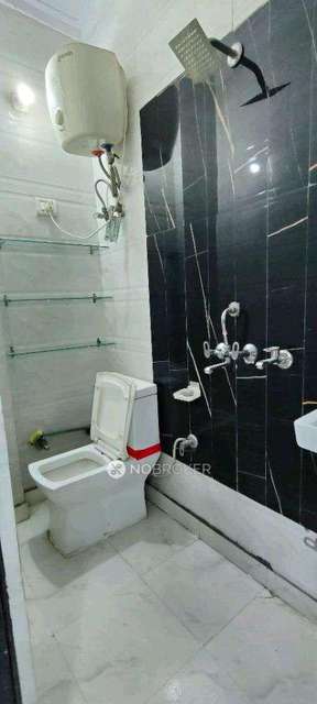 3 BHK Flat In Krishna Apartment For Sale  In Uttam Nagar