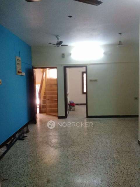 2 BHK Flat In Madhura Flats Manapakkam For Sale  In Manapakkam