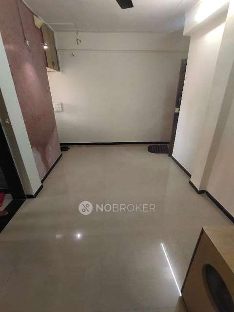 1 BHK Flat In Manohar Mahal Chs For Sale  In Mahim