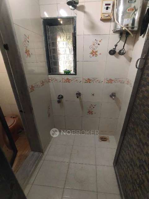 1 BHK Flat In Manohar Mahal Chs For Sale  In Mahim