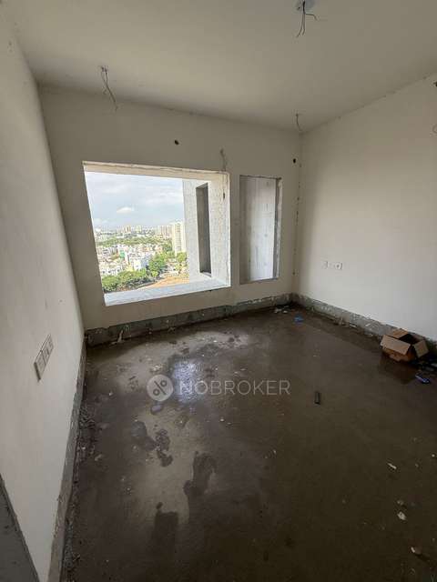 2 BHK Flat In Baashyaam Crown Residences For Sale  In Koyambedu